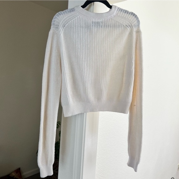 Urban Outfitters Sweater - Picture 4 of 4